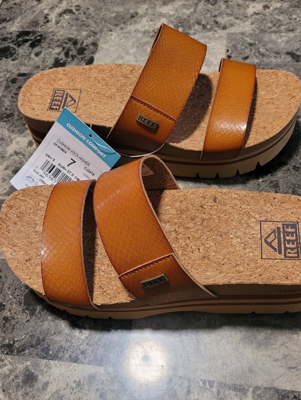 NWT REEF CUSHION VISTA HIGHER SLIDE SANDALS - Picture 4 of 8